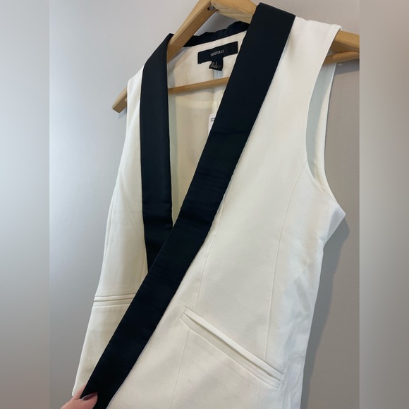 Forever 21 BNWT white vest - Picture 2 of 2